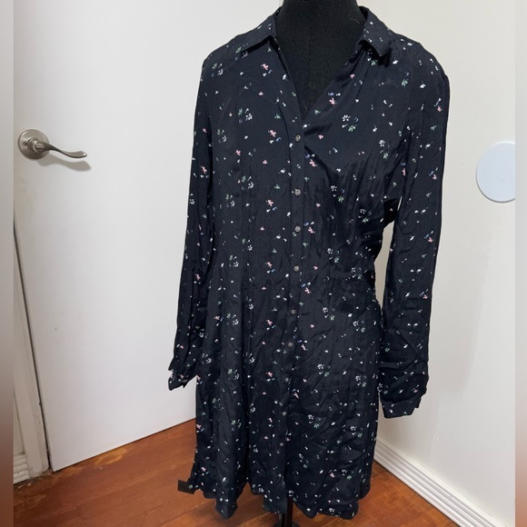 Abercrombie and Fitch Floral Knee Length Full Button Front Shirt Dress Medium - Picture 1 of 6